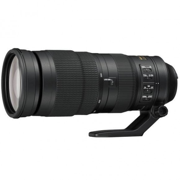 Nikon AF-S NIKKOR 200–500mm f/5.6E ED VR
